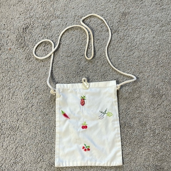 Handbags - Vintage White Fruit Thin Cloth Shoulder Bag